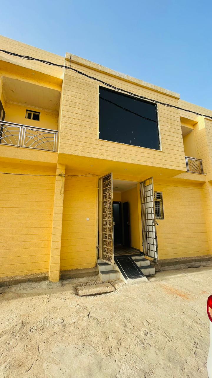 Premium 3 BHK Luxury Duplex in City Centre | South Facing | Semi-Furnished Home