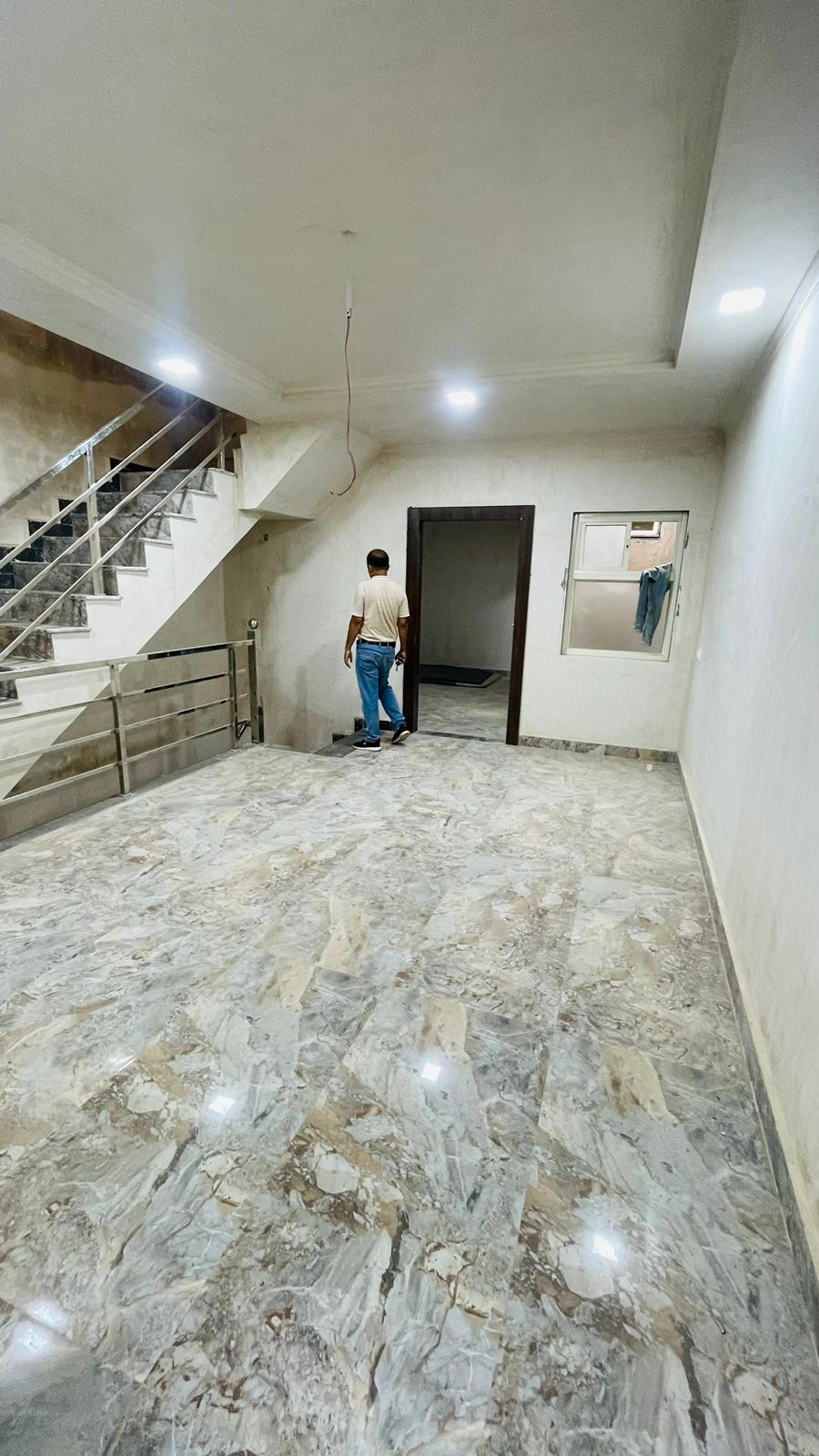 Premium 3 BHK Luxury Duplex in City Centre | South Facing | Semi-Furnished Home